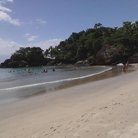 Casa Para Temporada, Centro De Ubatuba Villa Eksteriør bilde